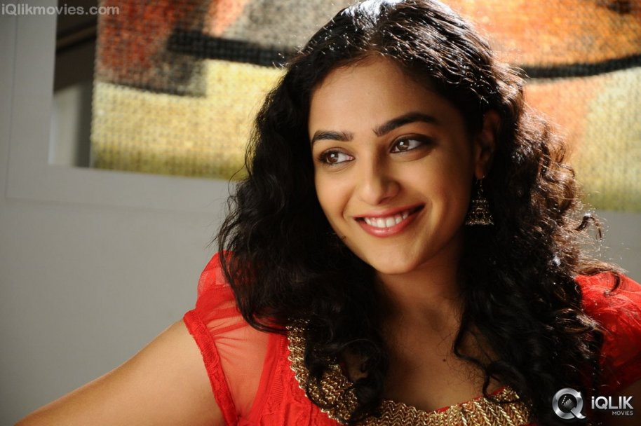 Gunde Jaari Gallanthayyinde